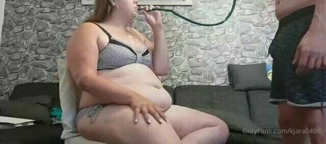 kjara0401 エロティックなモデル 画像