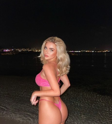 アジアンツインズOnlyFans アート裸 ギャラリー