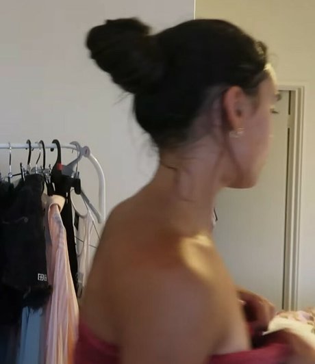 ロシアのお母さんOnlyFans セクシー裸 写真