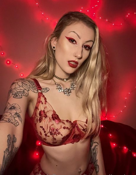 laceandleashes HDポルノスター 画像