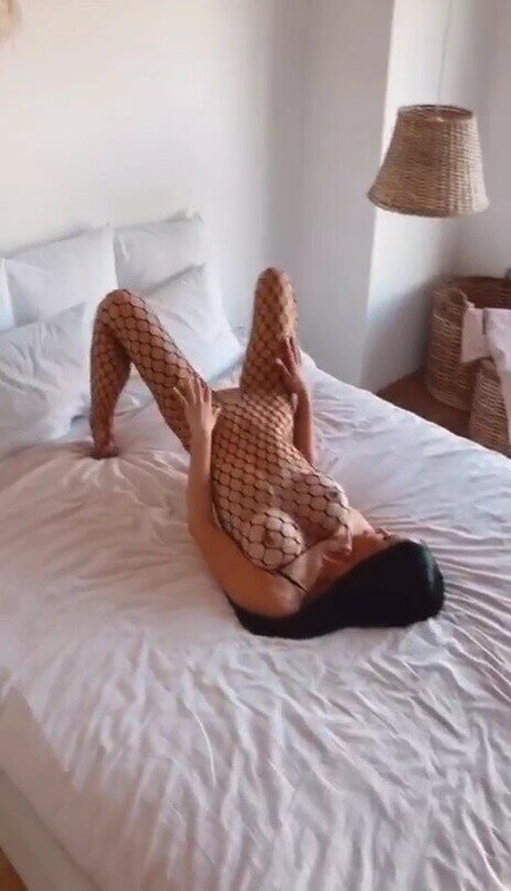 alinajimmychoo セクシーなスター 写真