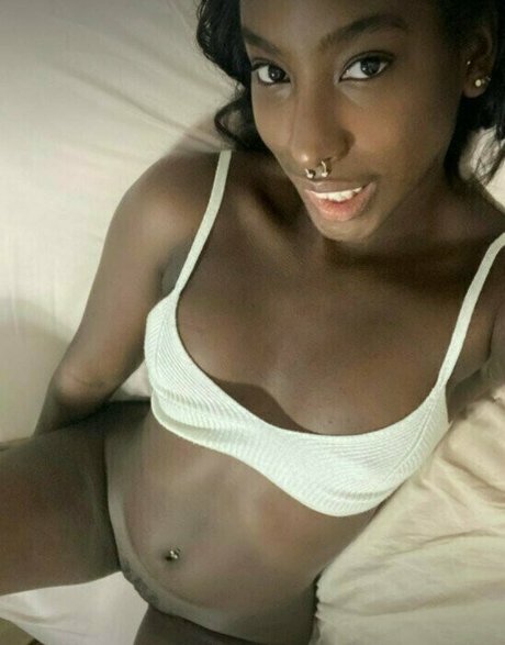 leila crystal ヌードモデル ギャラリー