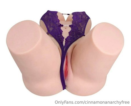 cinnamonanarchyfree セックスモデル 写真