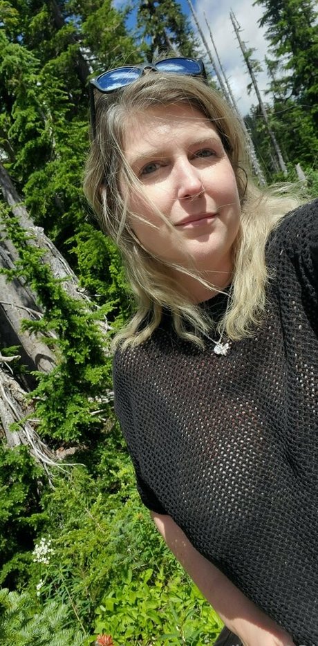 厚い黒檀オンリーファンズ ベスト 画像