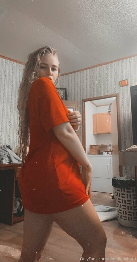 blondiebshortt ホット女優 写真