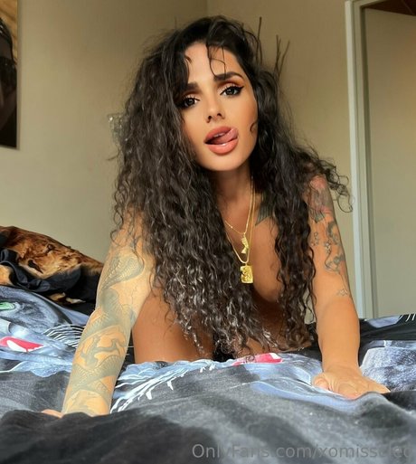 ヌード 屋外 OnlyFans ポルノ 写真