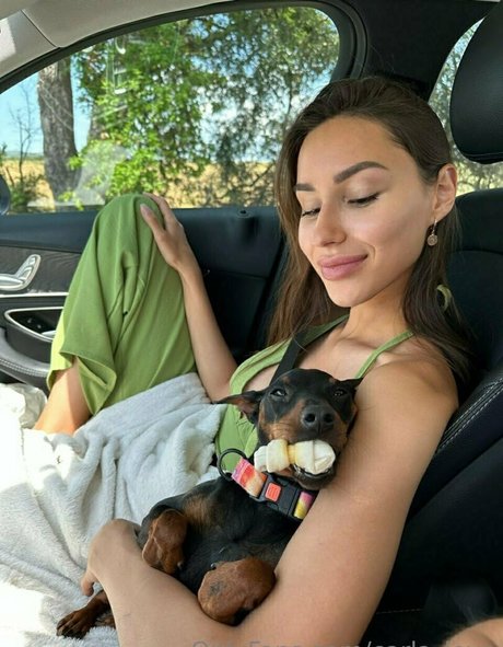 carla love ヌード女優 画像