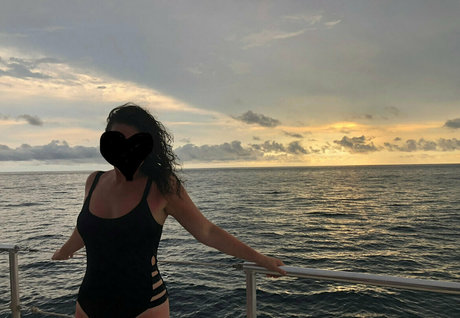 ヘンタイオンリーファンズ アートヌード 画像