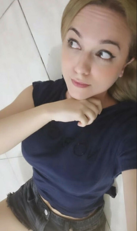 金髪の射精OnlyFans 無料ポルノ 写真