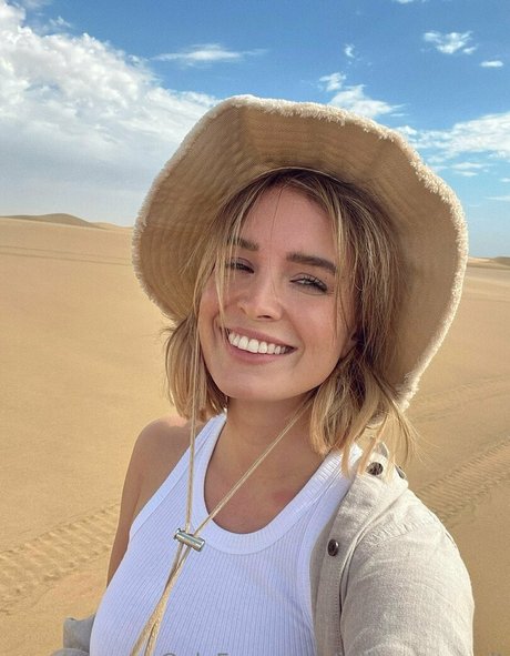 アジアンツインズOnlyFans ホット裸 写真