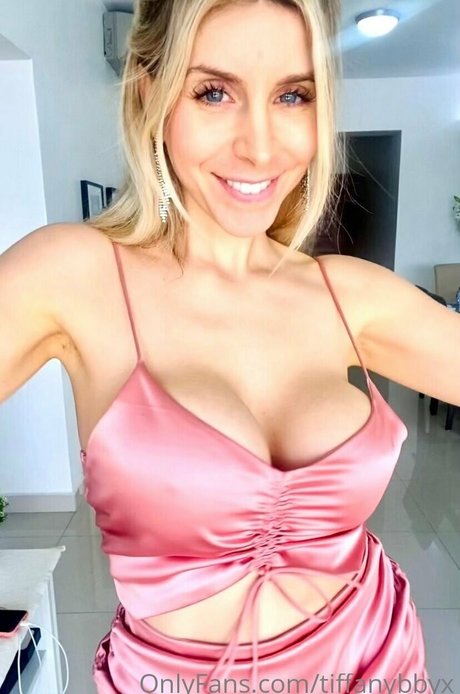 ポニーテールオンリーファンズ ヌード 写真