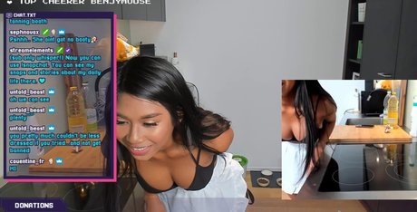 ブルネットの猫OnlyFans アダルト無料 画像