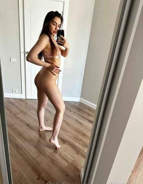 clariexmarie ホットなポルノスター 画像