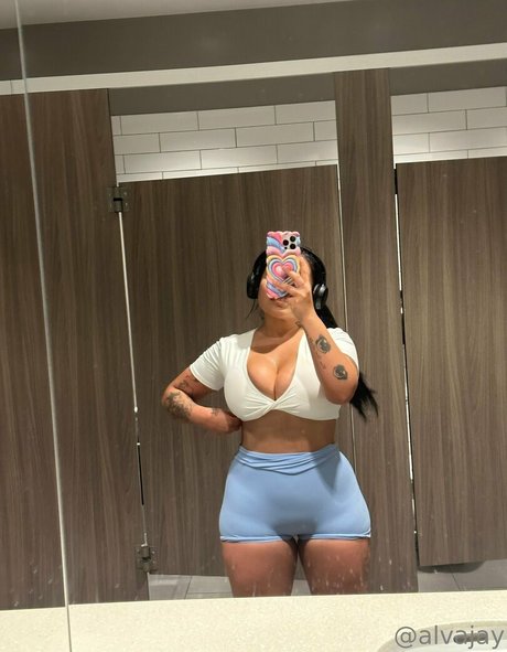 ビデオ通話 オンリーファンズ 素敵 画像