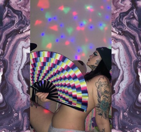 逆騎乗位 オンリーファンズ ホットxxx 写真