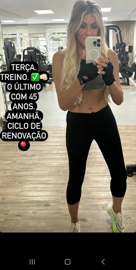 成熟した黒人女性オンリーファンズ アダルト無料 写真