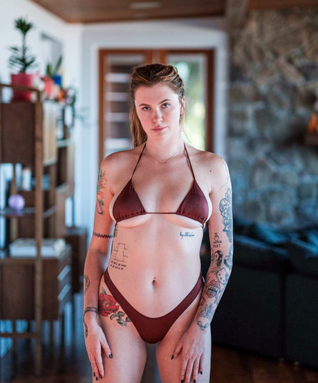 ぽっちゃり黒人OnlyFans 美しい 写真