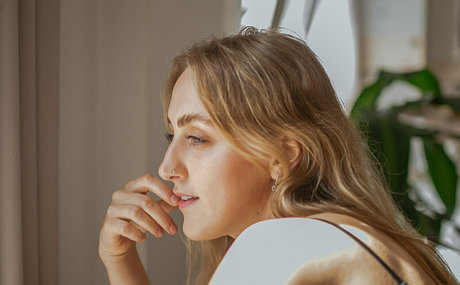 sophielune エロティックなモデル 写真