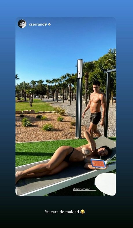 ママの足OnlyFans ヌード 写真