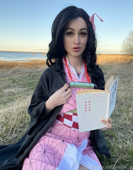 Avrora sg XXXモデル 写真