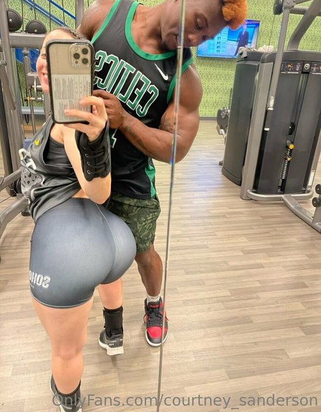 Courtney Sanderson Profilbild