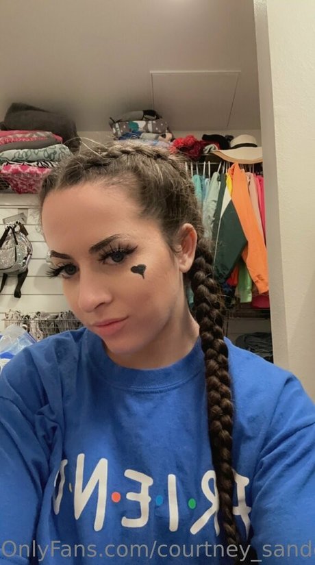 Courtney Sanderson ポルノスター 写真