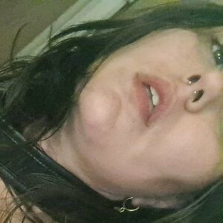 naughty rosie ポルノモデル 画像