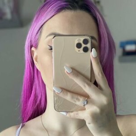 Kayla Macfarlane セクシーなスター 写真