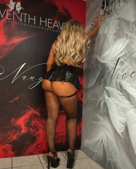 Rachel Rose ホットスター 写真