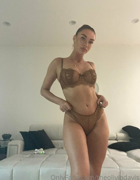 OnlyFansの普及 セクシー 写真