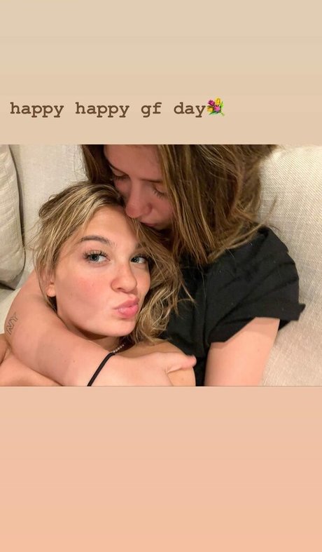 ルビーオンリーファン セクシー 写真