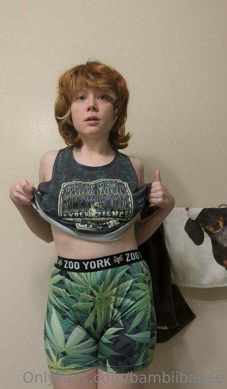 曲線美のラテン系オンリーファンズ 美しい裸 ギャラリー