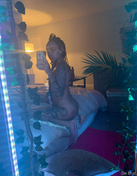 tiffanylannette 美しいモデル 写真