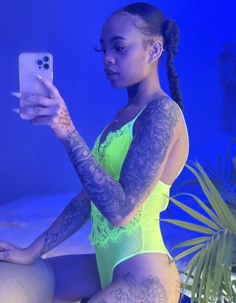 tiffanylannette トップスター 写真