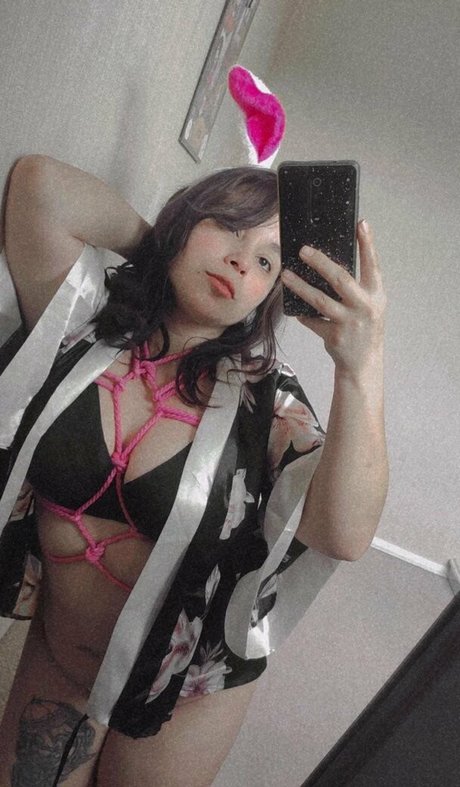 notxbvnny トップモデル 写真