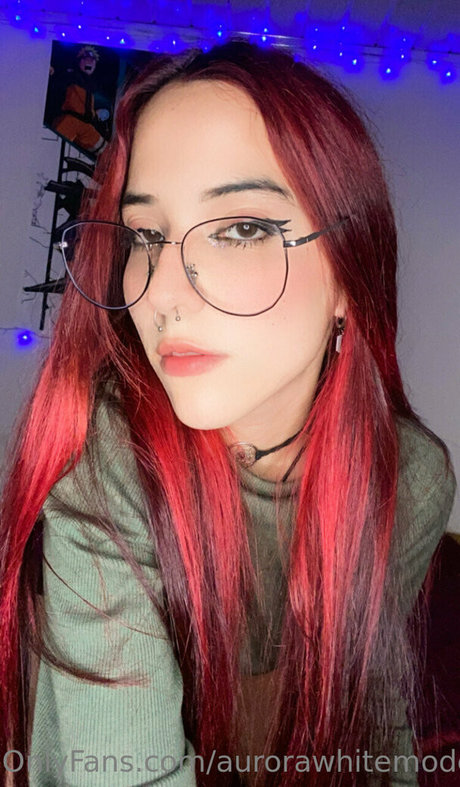 曲線美の女の子オンリーファンズ パーフェクト ギャラリー