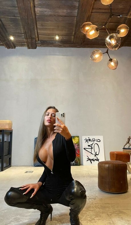 アンバー・オンリーファンズ 無料セクシー 写真