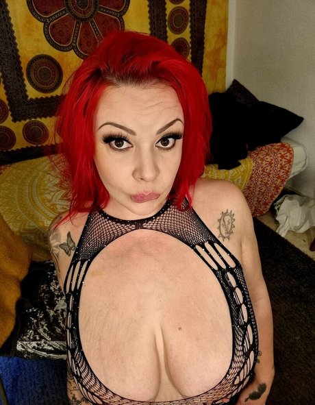 mingnaa ポルノスター アート 画像