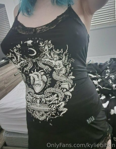 美女ヌードOnlyFans セクシー裸 画像