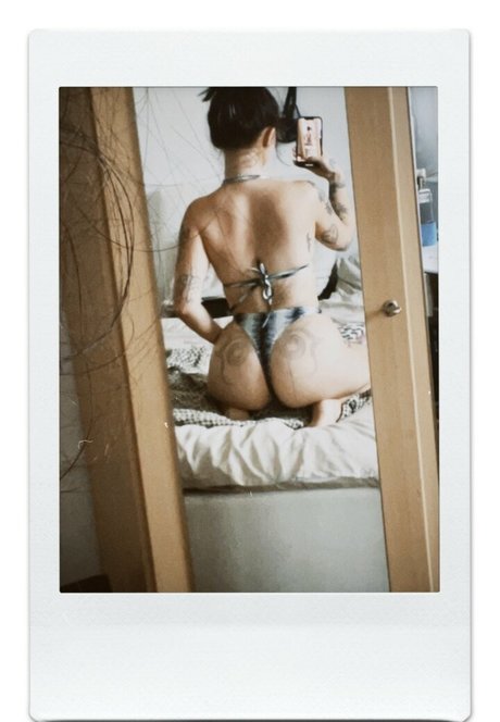 アナル熟女OnlyFans 可愛い ギャラリー