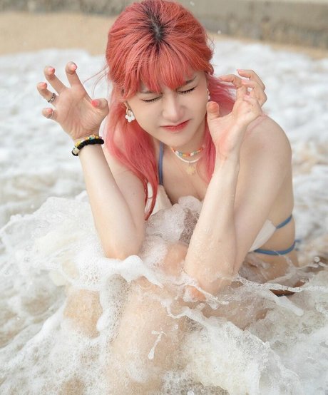 セクシーなドレスOnlyFans エロチック 画像