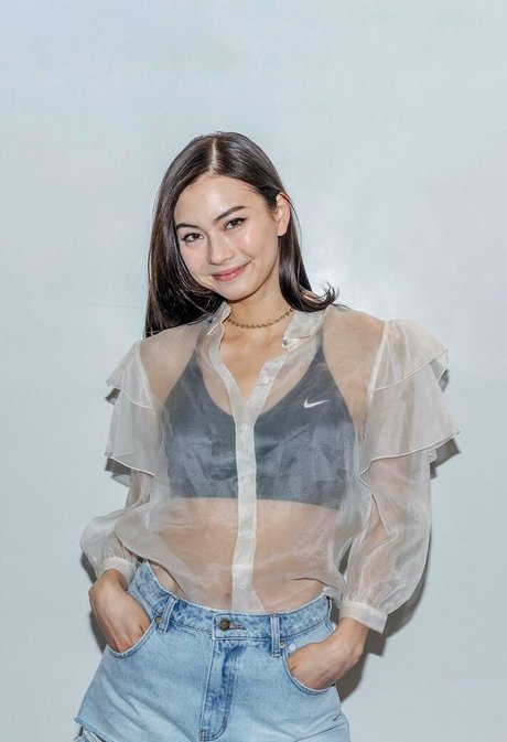 Lauren Tsai ポルノスター トップ 画像