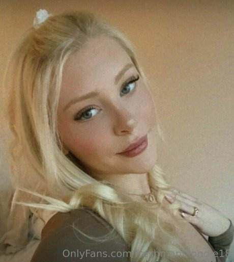 freshmanblondie18 XXXモデル ギャラリー