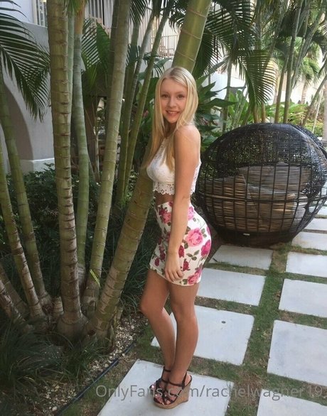 アジアンゴス オンリーファンズ セクシーヌード 写真