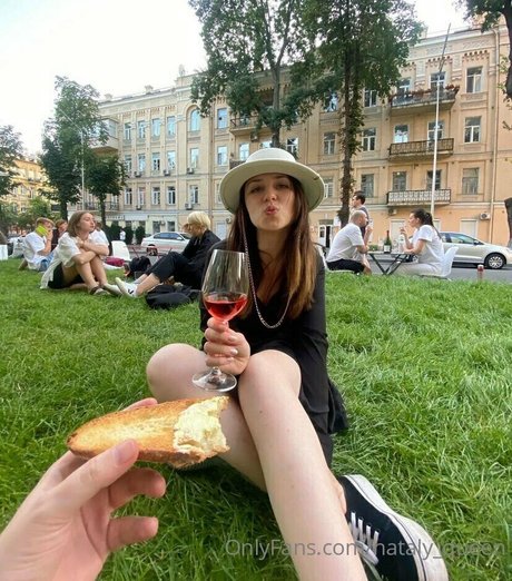 nataly queen トップ女優 画像