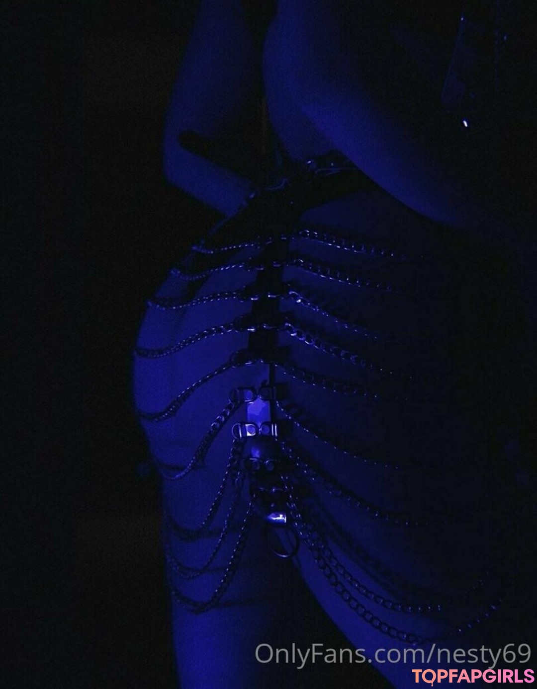 毛深いティーンズオンリーファンズ セックス 写真