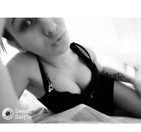 alittlebitpsycho98 ポルノスター 高品質 写真