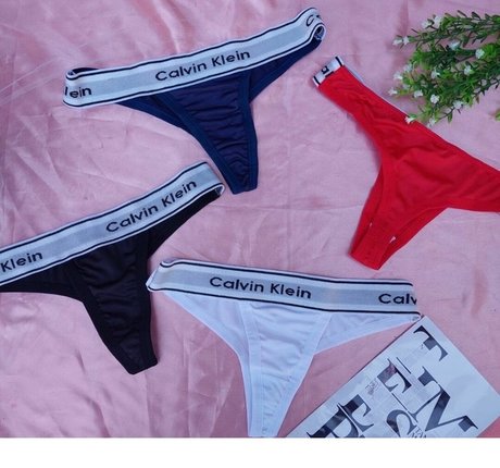 アラブのオンリーファンズ 美しいヌード 写真