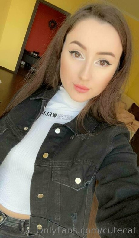 mi ameli ヌードスター 写真