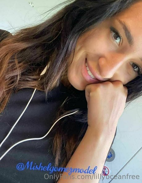 アマチュアヌードオンリーファンズ アダルト 写真